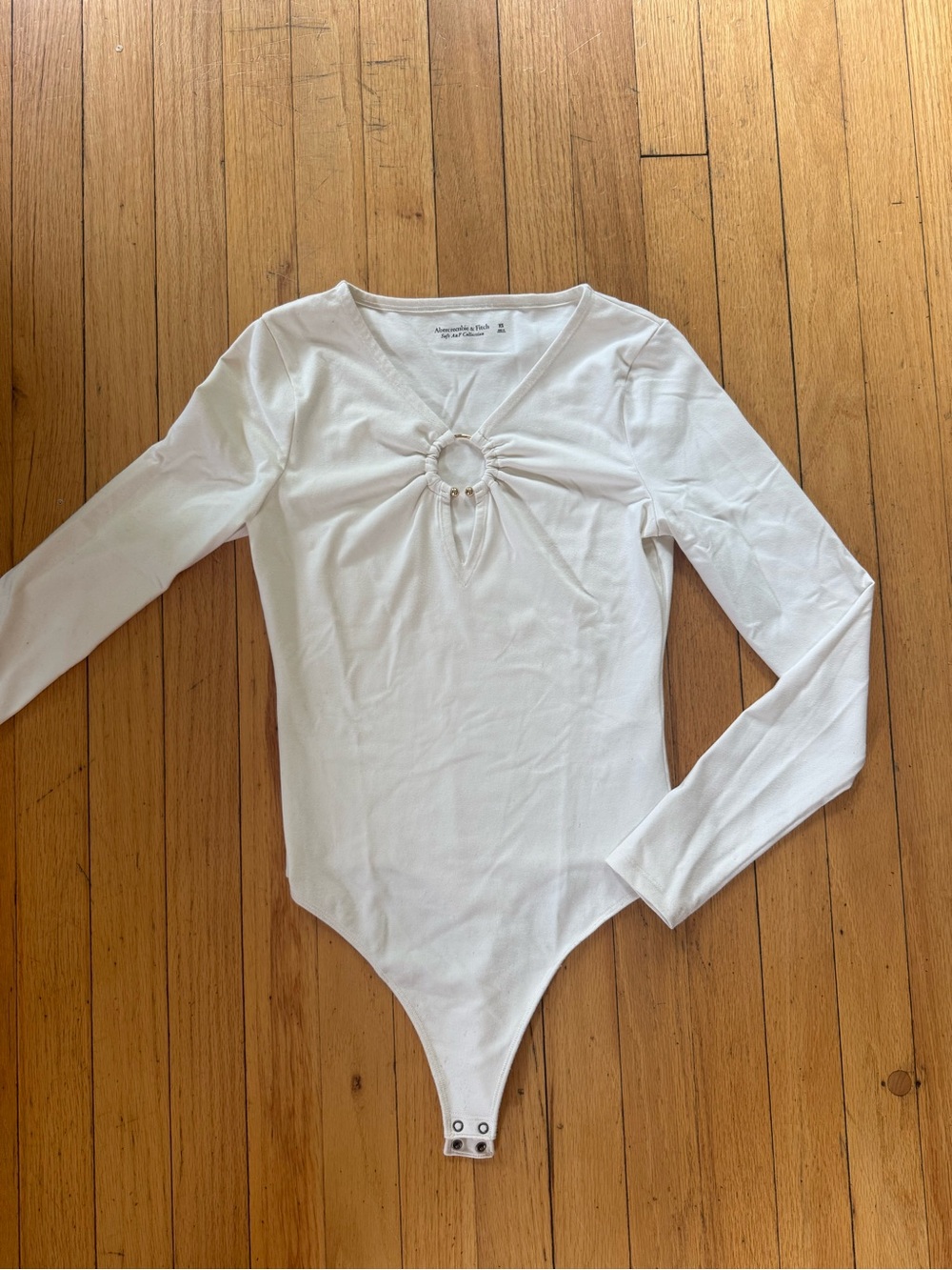 Abercrombie & Fitch White Long-Sleeve Ring-Front Bodysuit